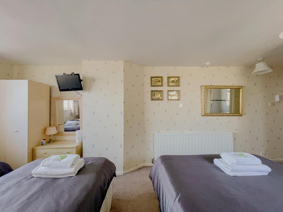 The Glen Stuart Hotel Блекпул Екстериор снимка