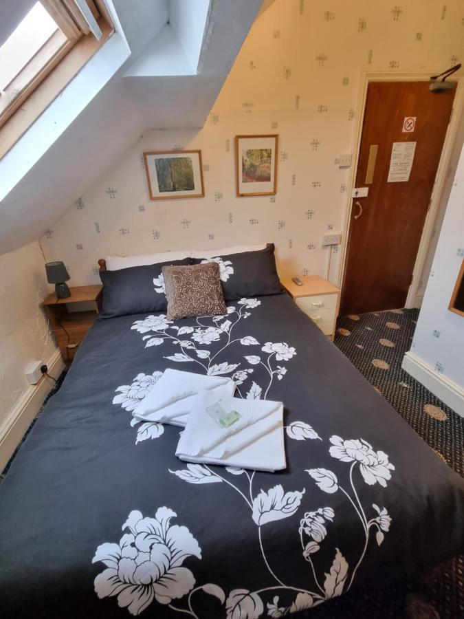 The Glen Stuart Hotel Блекпул Екстериор снимка