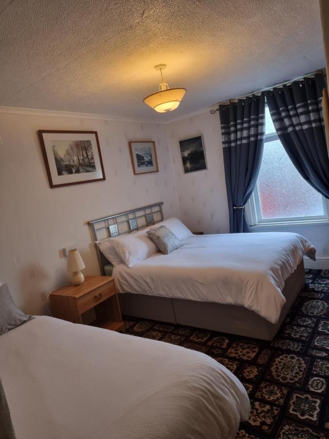 The Glen Stuart Hotel Блекпул Екстериор снимка