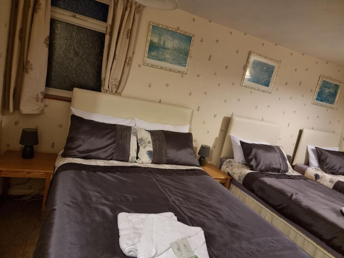 The Glen Stuart Hotel Блекпул Екстериор снимка